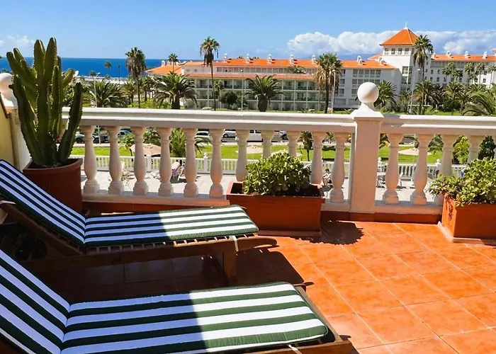 El Duque Ocean View Адехе